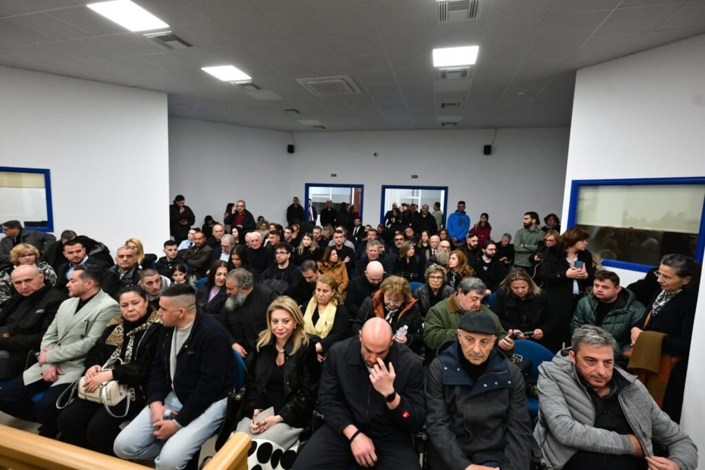 Δικαστική Αίθουσα Δίκης Τεμπών: Σταθερή Παραμένει η Απόφαση, Εξετάζεται Επέκταση Χωρητικότητας