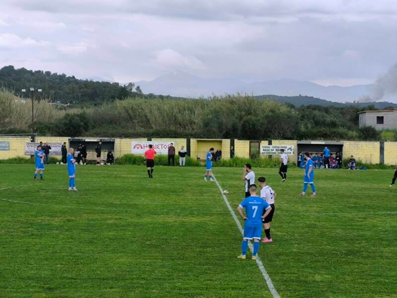 Αγώνας Ερασιτεχνικού Ποδοσφαίρου στη Μεσσηνία Διακόπηκε Βίαια: Βοηθός Διαιτητή στο Νοσοκομείο, Παρέμβαση της Αστυνομίας