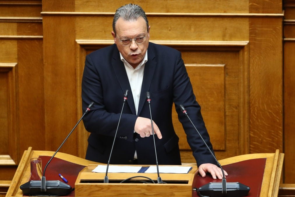 Σωκράτης Φάμελλος: Η κυβέρνηση οδηγεί τη χώρα σε επικίνδυνα μονοπάτια – Άμεση διακοπή κάθε εμπλοκής στον πόλεμο