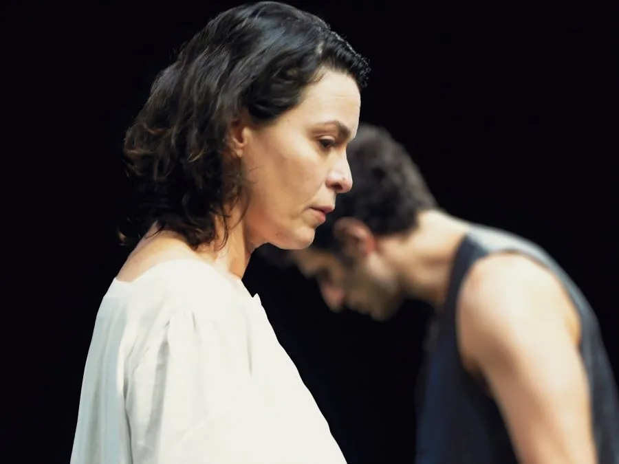 «Γέρμα – Η ανεκπλήρωτη»: Μια συγκλονιστική παράσταση στο Θέατρο Τέχνης Καρόλου Κουν για την Παγκόσμια Ημέρα Θεάτρου