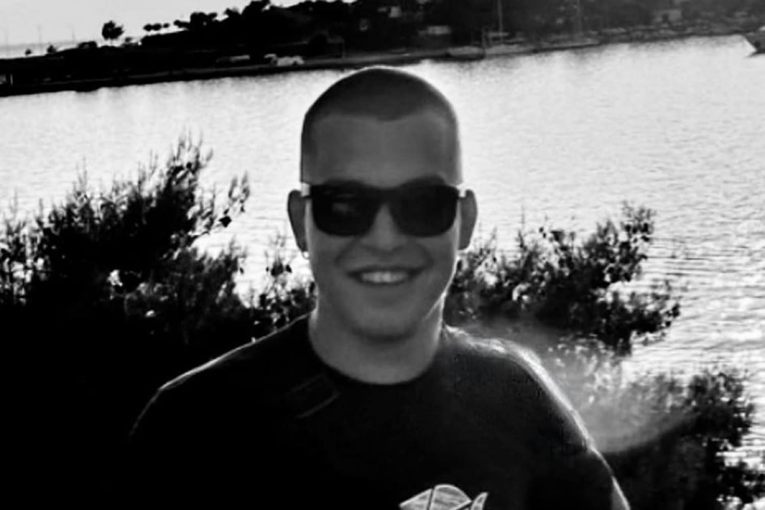 Θεσσαλονίκη: Η δολοφονία του 20χρονου Κλεομένη, εξηγήσεις από τον δικηγόρο της οικογένειας, έμφαση στο «οδοντωτό μαχαίρι» (βίντεο)