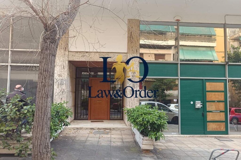 Αμπελόκηποι: Από το πολιτικό μανιφέστο του “ΑΚ47” στην επίθεση με τσεκούρι εναντίον αστυνομικών – Το χρονικό ενός 35χρονου