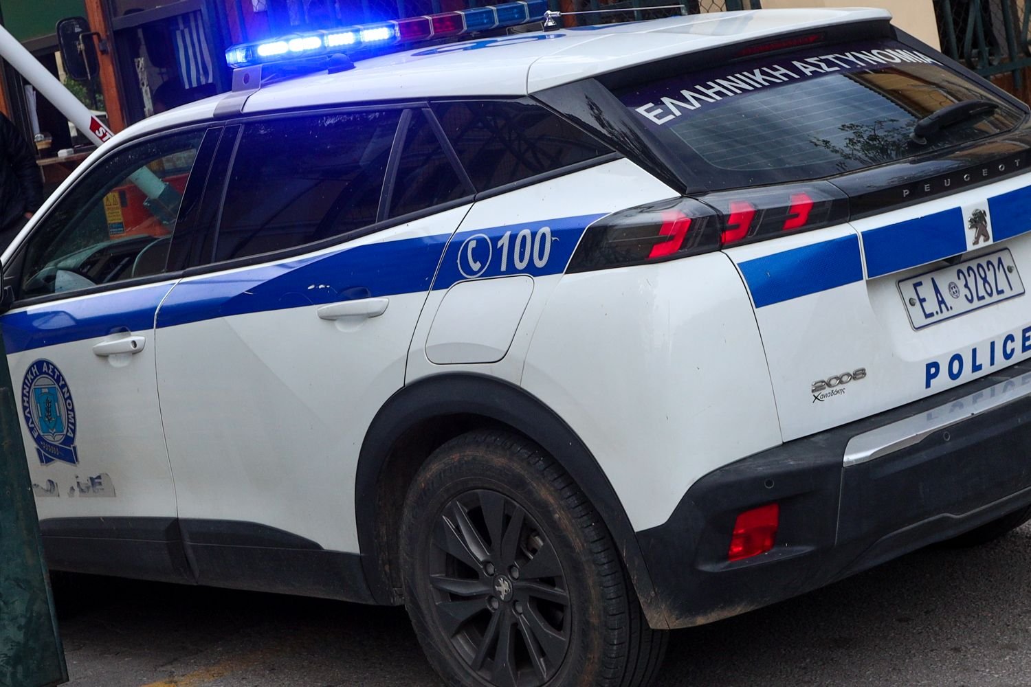 Σύλληψη στην Ηλεία για Κλοπές: Δικογραφία για Έξι Άτομα, Τρεις Εκ των Οποίων Ανηλίκους