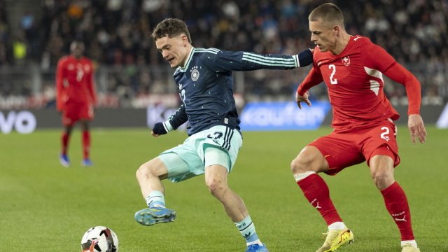 Φιλικά Εθνικών Ομάδων: Αγγλία-Ουρουγουάη 1-1, Γερμανία-Ελβετία 4-3, Ολλανδία-Νορβηγία 2-1