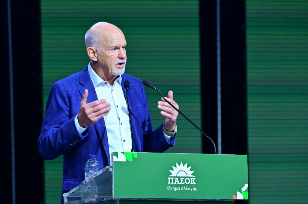 4ο συνέδριο ΠΑΣΟΚ – Γιώργος Παπανδρέου: Το ΠΑΣΟΚ επιστρέφει για να αλλάξει τον τρόπο που λειτουργεί η χώρα
