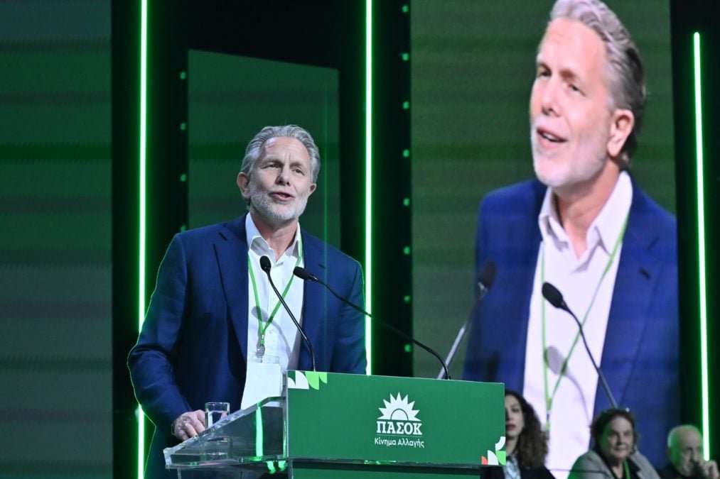 4ο Συνέδριο ΠΑΣΟΚ: Ο Παύλος Γερουλάνος δηλώνει “Η Νέα Δημοκρατία είναι το πρόβλημα, εμείς είμαστε η λύση” – Μια ξεκάθαρη θέση για την πορεία του κόμματος