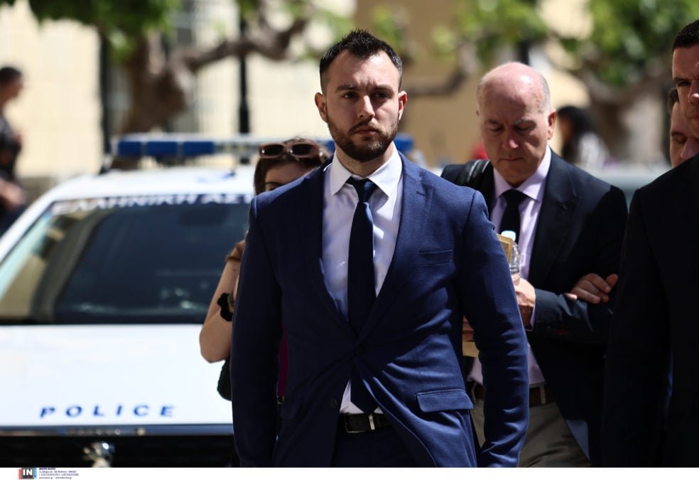 Νομική Ετυμηγορία: Ομόφωνα Ένοχος ο Βουλευτής Κωνσταντίνος Φλώρος για την Επίθεση στον Βασίλη Γραμμένο – Καταδικάστηκε σε 4ετή Φυλάκιση με Αναστολή