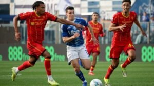 Δράση στα Ευρωπαϊκά Πρωταθλήματα: Ο Δουβίκας Ηγείται της Κόμο με Γκολ, Ο Άλβαρες Δίνει τη Νίκη στην Ατλέτικο (Βίντεο)