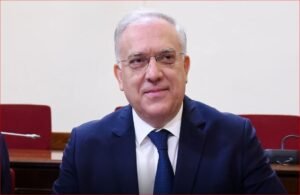 Αντιμετώπιση της Ακρίβειας: Μέτρα του Υπουργείου Ανάπτυξης για την Κρίση στη Μέση Ανατολή