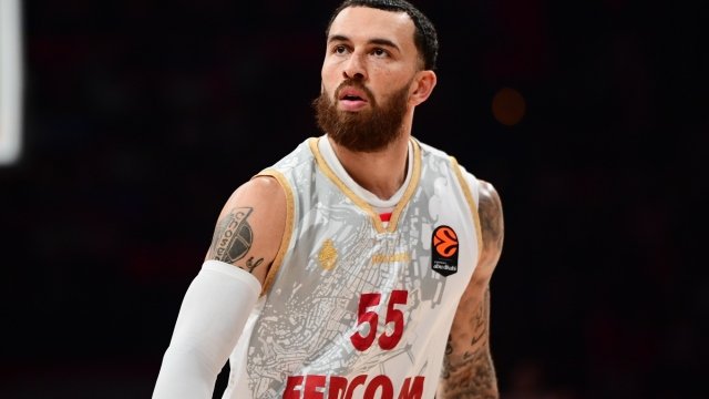 Μονακό: Η δημόσια συγγνώμη του Μάικ Τζέιμς στην οικογένεια του Οκόμπο και το επεισόδιο στο ‘X’