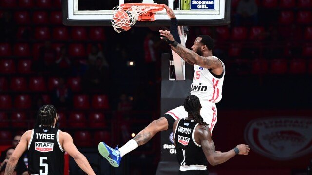 Ολυμπιακός: 100άρα στην Basket League, 19/19 μετά το ντέρμπι Euroleague (Βίντεο)