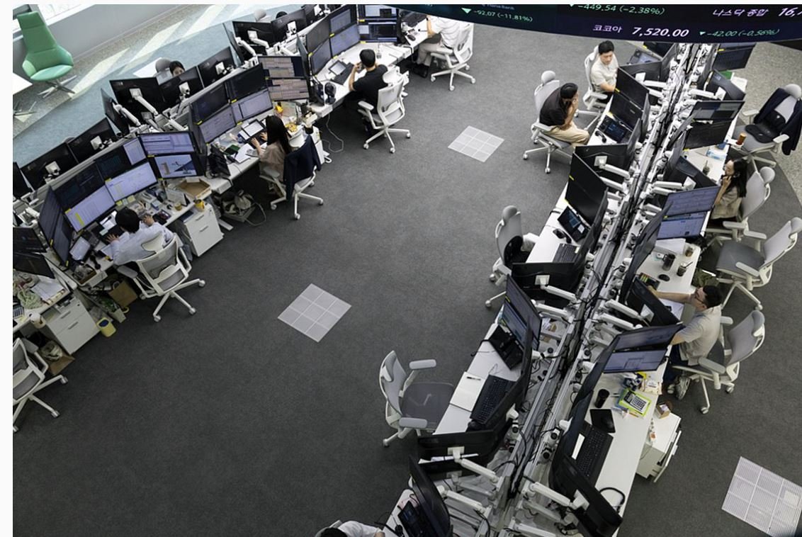 BlackRock: Πώς η κρίση στη Μέση Ανατολή και το Private Credit απειλούν τον επενδυτικό κολοσσό και την