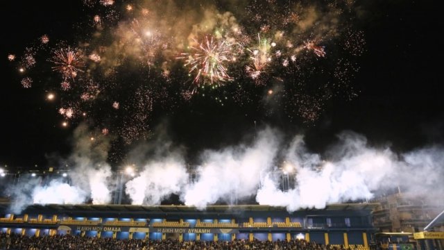 100 χρόνια Παναιτωλικός: “Μαγικές” εικόνες και απίθανα βίντεο από τους εορτασμούς στο Αγρίνιο – Έγινε η νύχτα… μέρα!