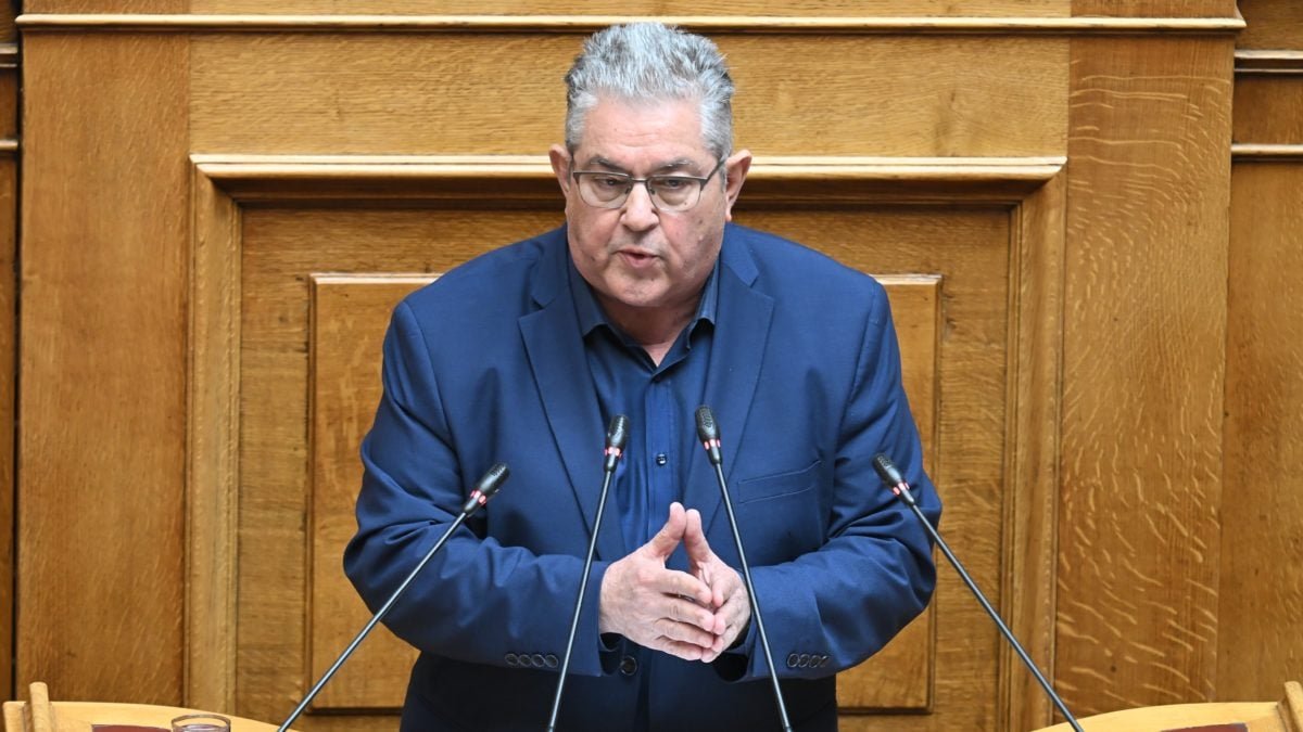 Βουλή – Κουτσούμπας: «Τη διέξοδο από το σύστημα του πολέμου και της διαφθοράς θα τη δώσει ο ίδιος ο λαός τελικά με την πάλη του»