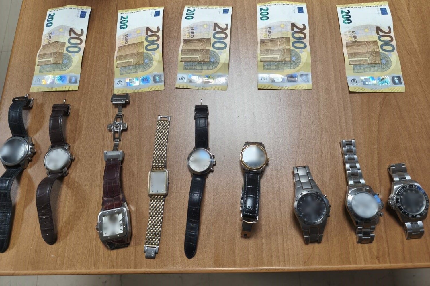 Άμφισσα: Συλλήφθησαν ανήλικοι για κλοπή εννέα ρολογιών από οικία – Είχαν ήδη πουλήσει ένα για 1.000 ευρώ