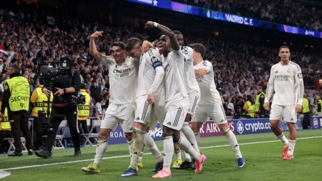 Θρίαμβος Ρεάλ Μαδρίτης επί Μάντσεστερ Σίτι με 3-0 στο Champions League: Ο Βαλβέρδε «υπέγραψε» τη νίκη και άφησε τον Πεπ άφωνο (Βίντεο)