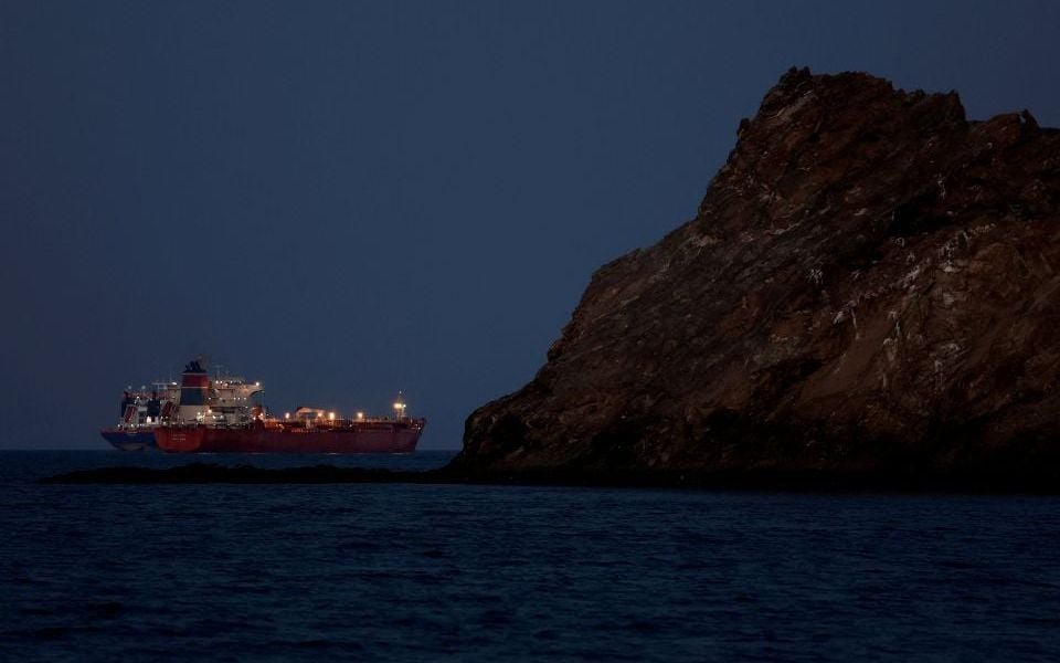 Πετρέλαιο Ξανά Πάνω από τα 100 Δολάρια: Γιατί η Αγορά Παρέβλεψε την IEA;