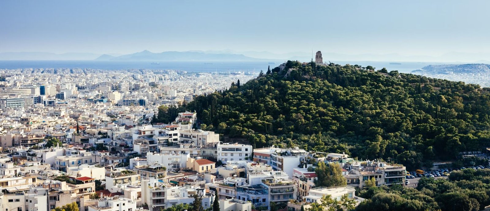 Ο Πόλεμος στη Μέση Ανατολή Επιβραδύνει την Αγορά Ακινήτων στην Ελλάδα: Στοιχεία και Προοπτικές