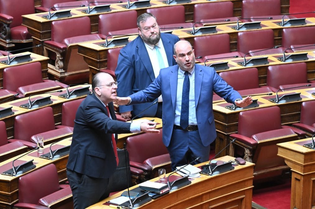 Επεισοδιακή συνεδρίαση στη Βουλή: Ζωή Κωνσταντοπούλου, Μαρκόπουλος και Λαζαρίδης στο επίκεντρο, διακοπή και παραπομπή στην Επιτροπή Δεοντολογίας