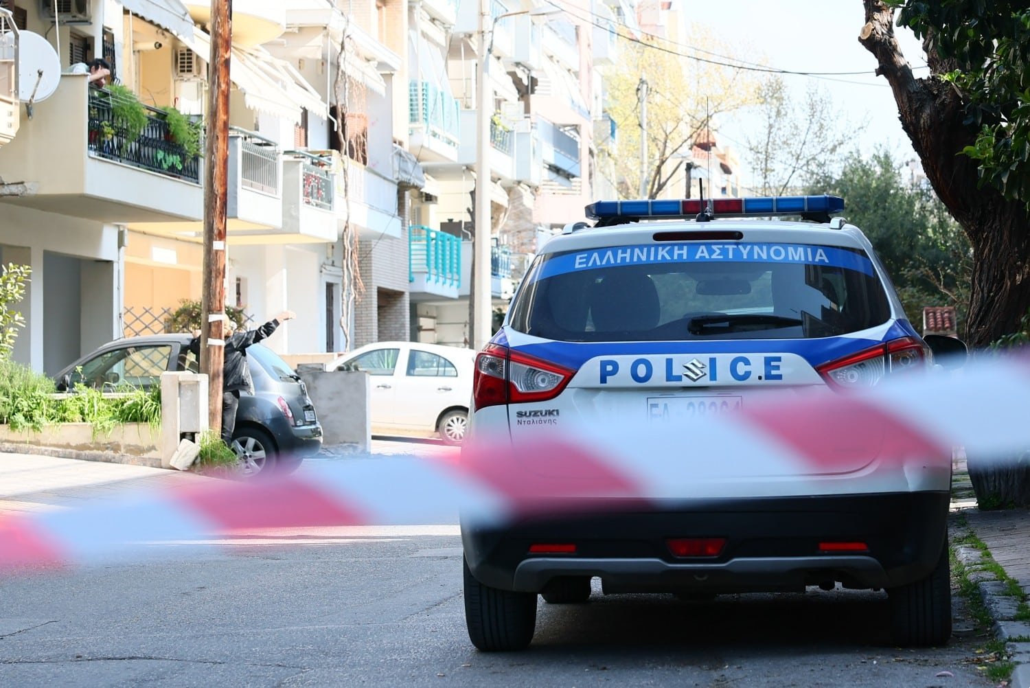 Στον Εισαγγελέα ο 23χρονος για τη δολοφονία του 20χρονου στη Θεσσαλονίκη: Τι υποστηρίζει – Αναζητούνται άλλοι δύο