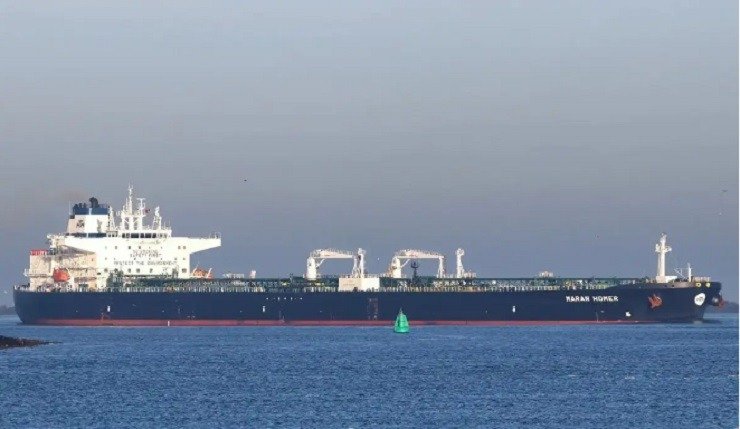 Συναγερμός στη Μαύρη Θάλασσα: Το “Maran Homer” του Ομίλου Αγγελικούση χτυπήθηκε από άγνωστο αντικείμενο, χωρίς τραυματισμούς