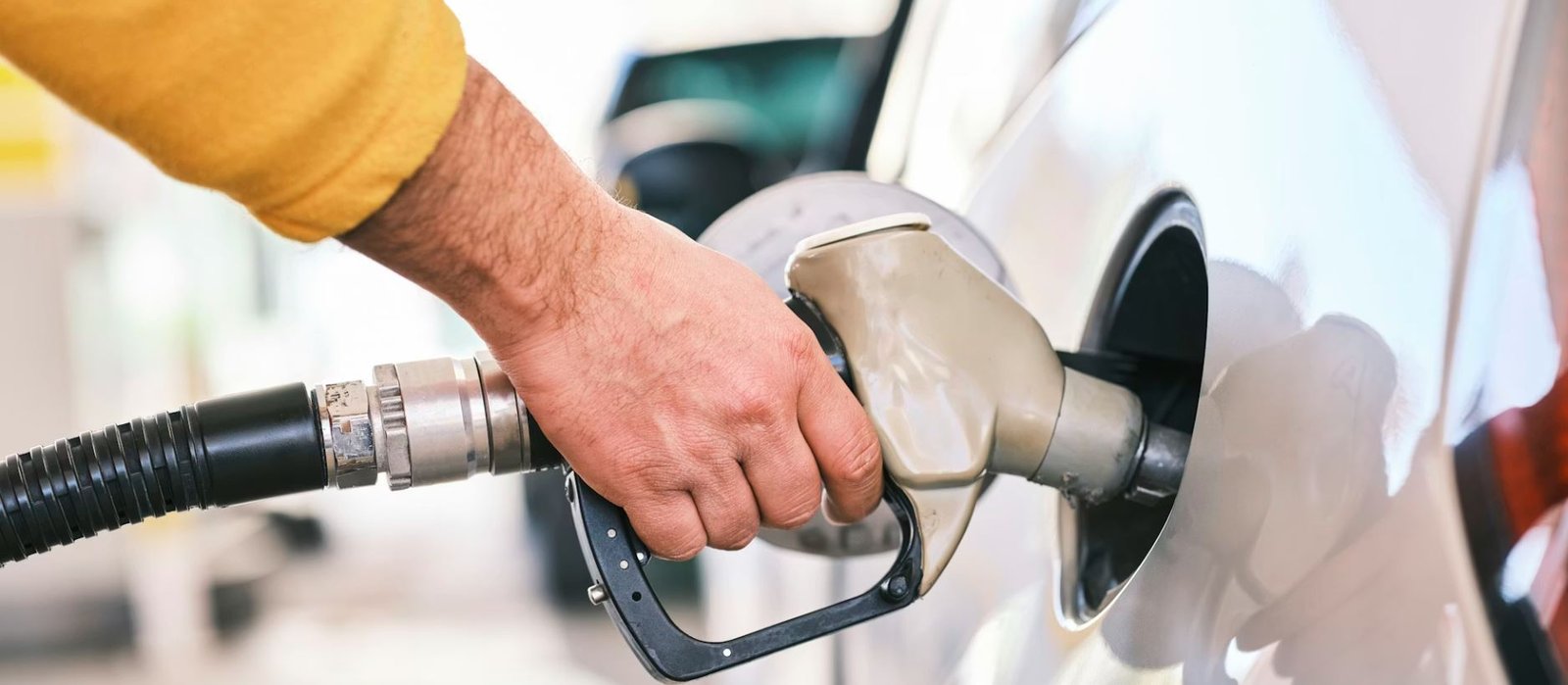 Fuel Pass: Η πλατφόρμα αιτήσεων ανοίγει τη Μεγάλη Δευτέρα – Πότε περιμένουμε τα χρήματα