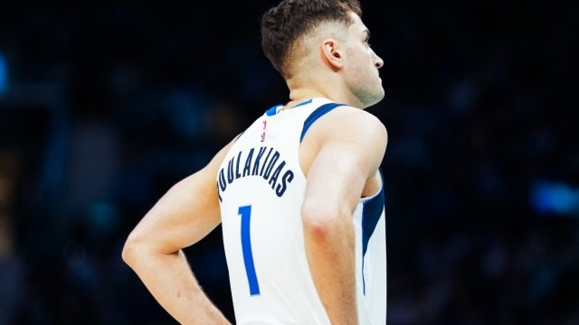 Τζον Πουλακίδας: Πόσο ψηλά μπορεί να φτάσει το επόμενο μεγάλο αστέρι του ελληνικού μπάσκετ;