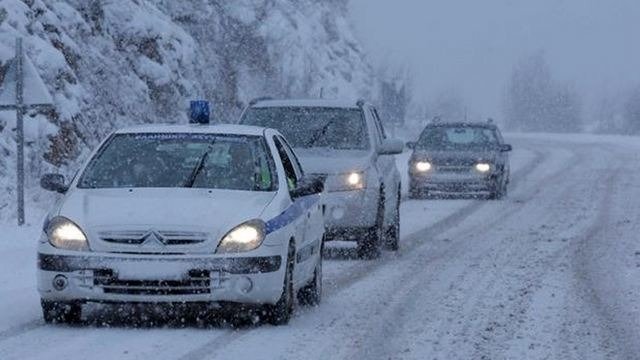 Θεσσαλονίκη & Περιφέρεια: Αντιολισθητικές Αλυσίδες στον Βόρα & Διακοπές Κυκλοφορίας στην Ημαθία λόγω Κακοκαιρίας “Erminio”