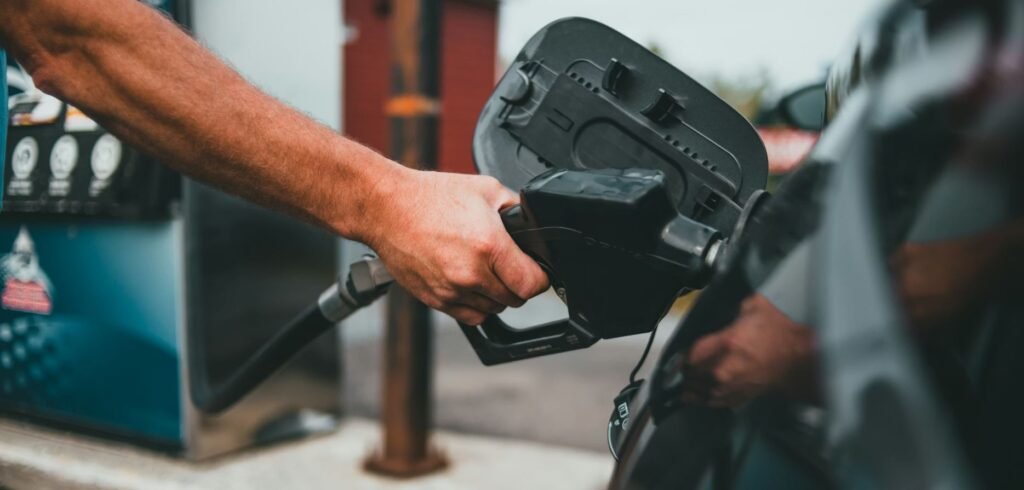 Ανώτατο Όριο Κέρδους στα Καύσιμα: Πρόστιμα από την Ανεξάρτητη Αρχή Προστασίας Καταναλωτή σε Πρατήρια
