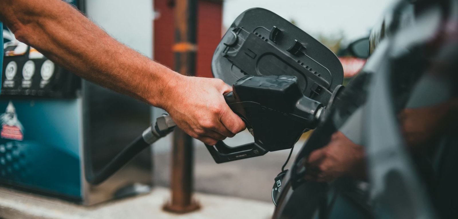 Ανώτατο Όριο Κέρδους στα Καύσιμα: Πρόστιμα από την Ανεξάρτητη Αρχή Προστασίας Καταναλωτή σε Πρατήρια