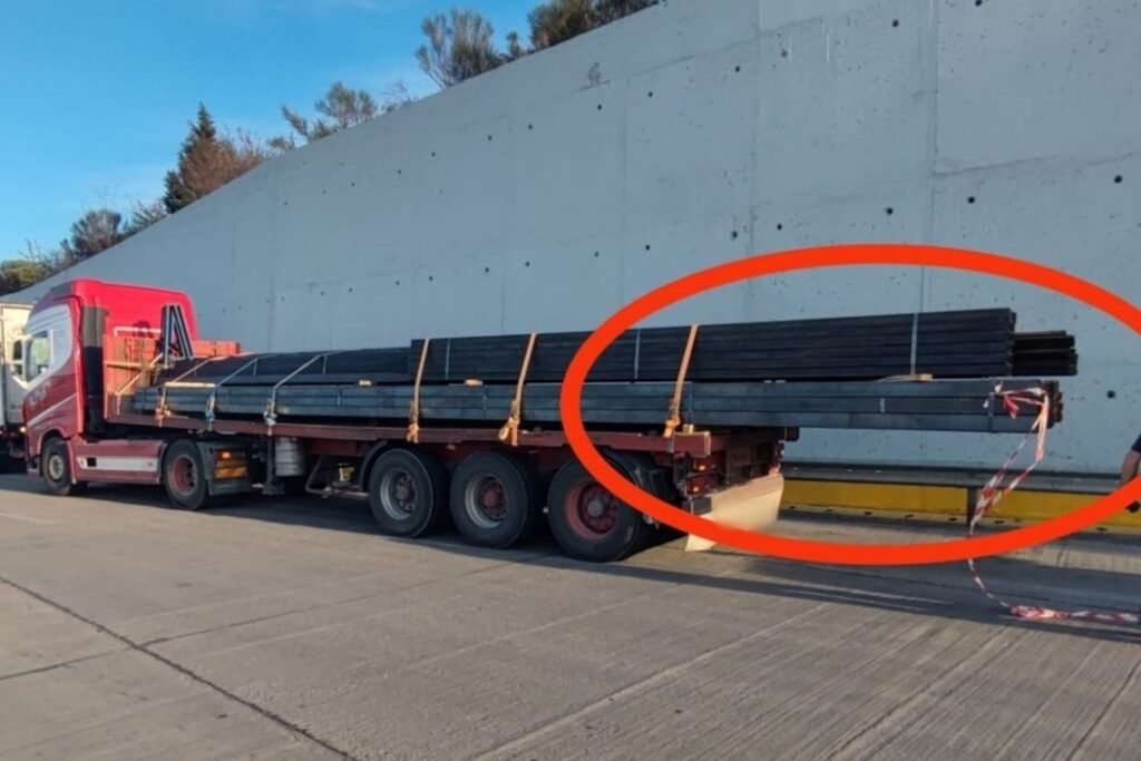 Εκατοντάδες Πρόστιμα σε Οδηγούς Φορτηγών στη Θεσσαλονίκη: 807 Παραβάσεις σε Τρεις Μήνες – Εντατικοί Έλεγχοι για την Ασφάλεια και τη Νομιμότητα