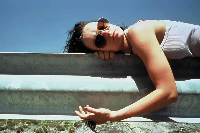 Το αριστούργημα “Morvern Callar” της Λιν Ράμσεϊ: Μια Συγκλονιστική Προβολή στον Κινηματογράφο Δαναός