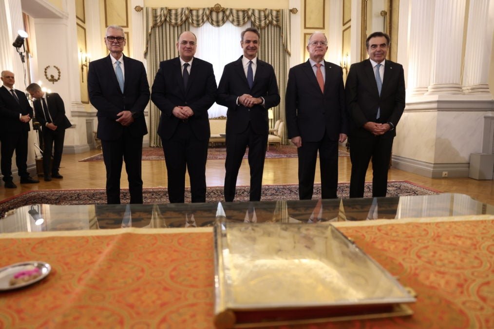 Κυριάκος Μητσοτάκης: Συναντήσεις με Κωνσταντίνο Τασούλα και Ευάγγελο Τουρνά – Οδικός Χάρτης για την Ασφάλεια και το Πολιτικό Σκηνικό