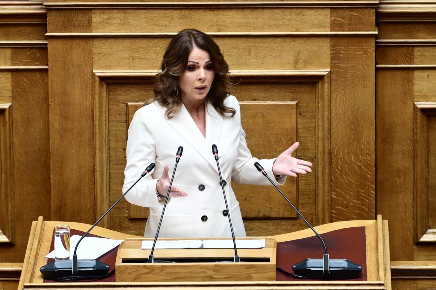 Σκάνδαλο ΟΠΕΚΕΠΕ: Αποκαλυπτικοί διάλογοι Παπακώστα-Μελά – «Πρέπει να το φτιάξουμε οπωσδήποτε… θα εκτεθούμε» – Lawandorder.gr