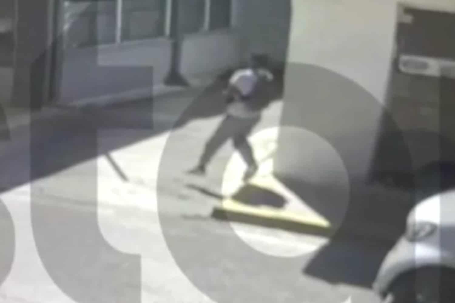 Ένοπλη ληστεία στα ΕΛΤΑ Μαραθώνα: Βίντεο-ντοκουμέντο και ανθρωποκυνηγητό σε εξέλιξη