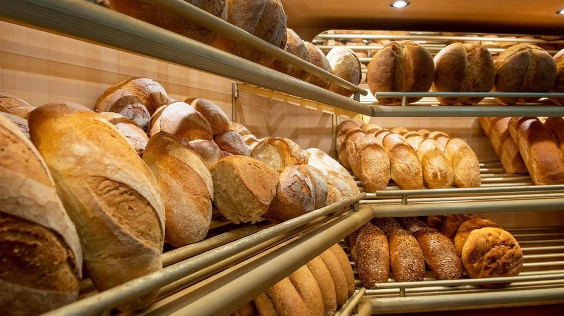 Συγκέντρωση Διαμαρτυρίας Αρτοποιών στο Υπουργείο Οικονομικών: Δυσβάσταχτο Κόστος και Φορολογία Απειλούν τον Κλάδο