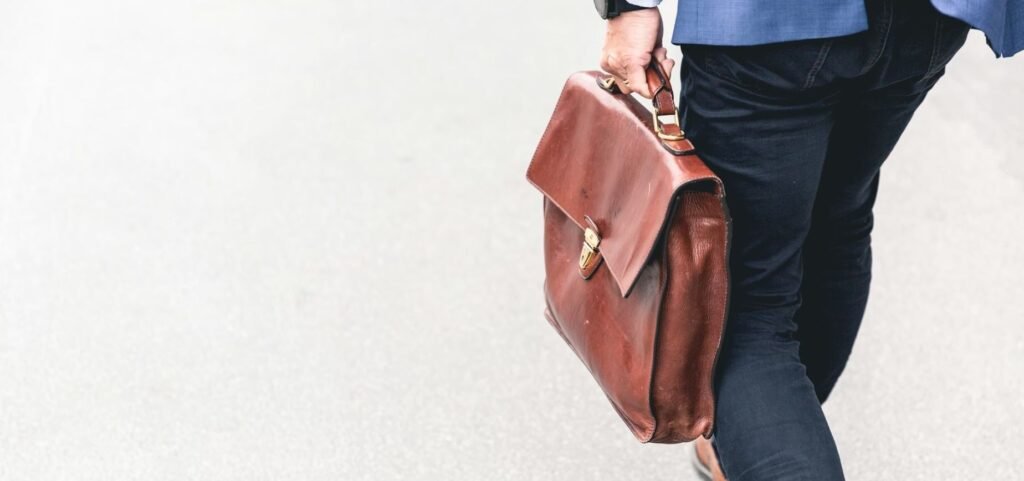 e-ΕΦΚΑ: Διευκρινίσεις για το νέο κατώτατο ημερομίσθιο εργατοτεχνιτών από 1η Απριλίου 2026 και παραμονή στην 10η ασφαλιστική κλάση