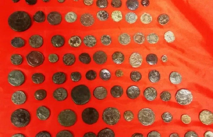 Σύλληψη στα Κύθηρα: Άντρας συνελήφθη για παράνομη διακίνηση αρχαιοτήτων μέσω διαδικτύου