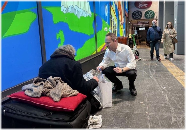 Η «ΑΠΟΣΤΟΛΗ» της Ιεράς Αρχιεπισκοπής Αθηνών στο πλευρό των αστέγων της πρωτεύουσας την Μεγάλη Εβδομάδα