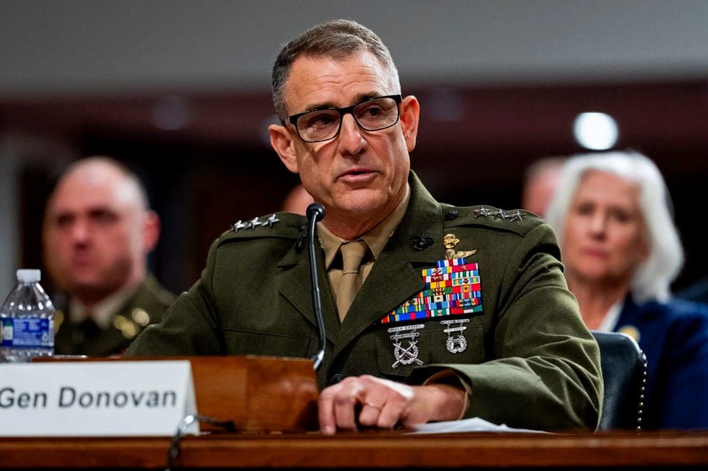 Ο Αμερικανικός Στρατός Σκοτώνει Δύο Υποτιθέμενους Διακινητές Ναρκωτικών σε Νέα Επιχείρηση στον Ειρηνικό