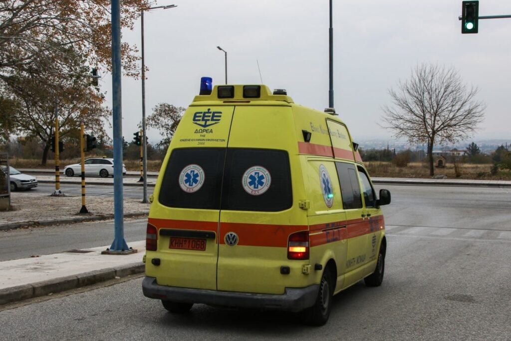 Θανατηφόρο Τροχαίο στον Εύοσμο Θεσσαλονίκης: Η Επίσημη Ανακοίνωση της ΕΛ.ΑΣ. για τον Θάνατο του 88χρονου και τους Τραυματίες