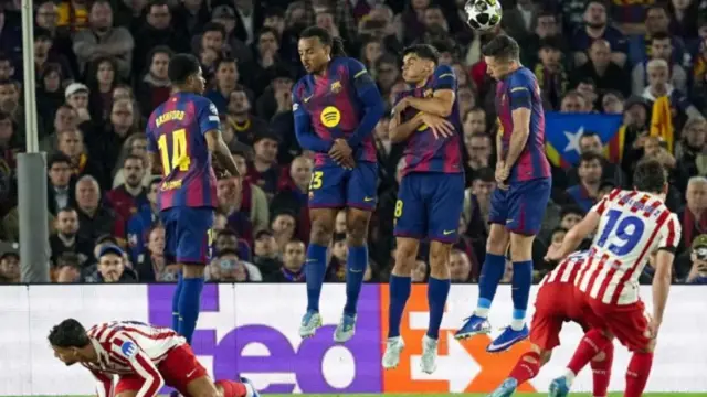 Αθλητικές Μεταδόσεις Σήμερα: Οι Κρίσιμες Ρεβάνς Λίβερπουλ – Παρί και Ατλέτικο – Μπαρτσελόνα για το Champions League