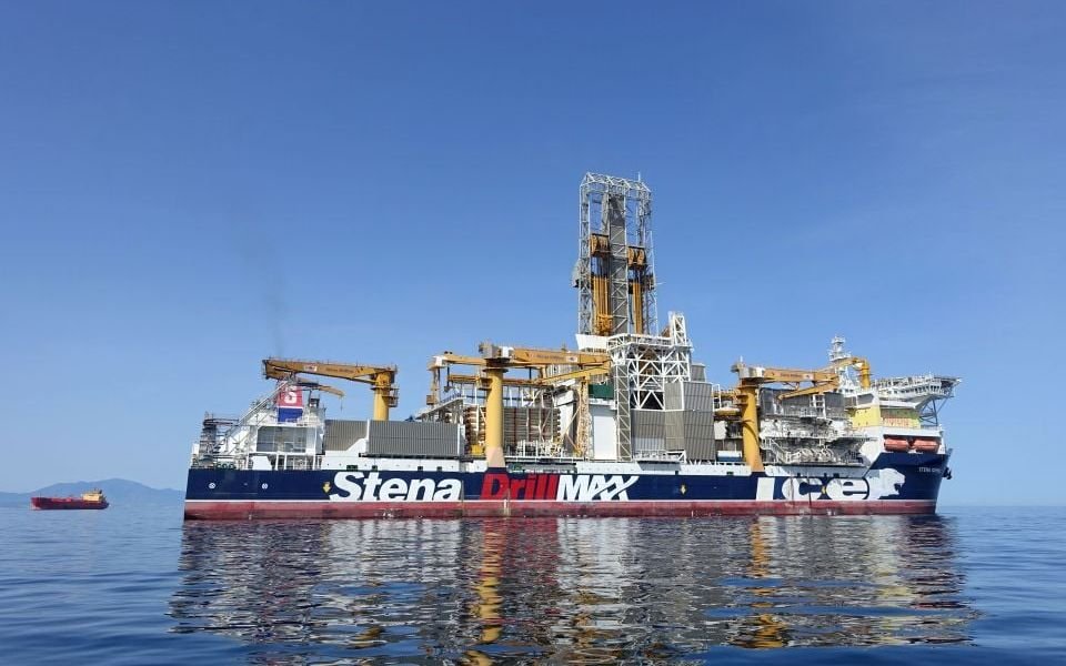 Το Κρίσιμο Στοίχημα της Γεώτρησης στο Ιόνιο: Προκλήσεις, Κίνδυνοι και η Υπόσχεση Μεγάλων Ανταμοιβών