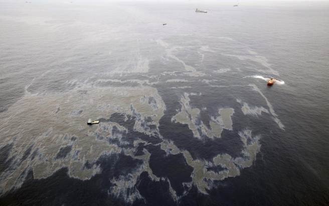 Πετρέλαιο στον Κόλπο του Μεξικού: Αποτέλεσμα Διαρροής από Πετρελαιαγωγό της PEMEX