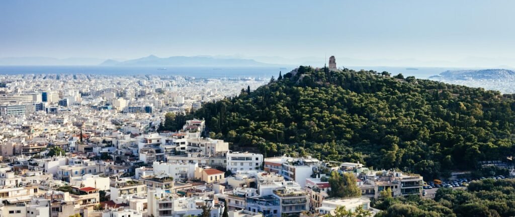 Ακίνητα Αγώστου Ιδιοκτήτη: Προς το Δημόσιο ή στην Τελική Πράξη του Κτηματολογίου;