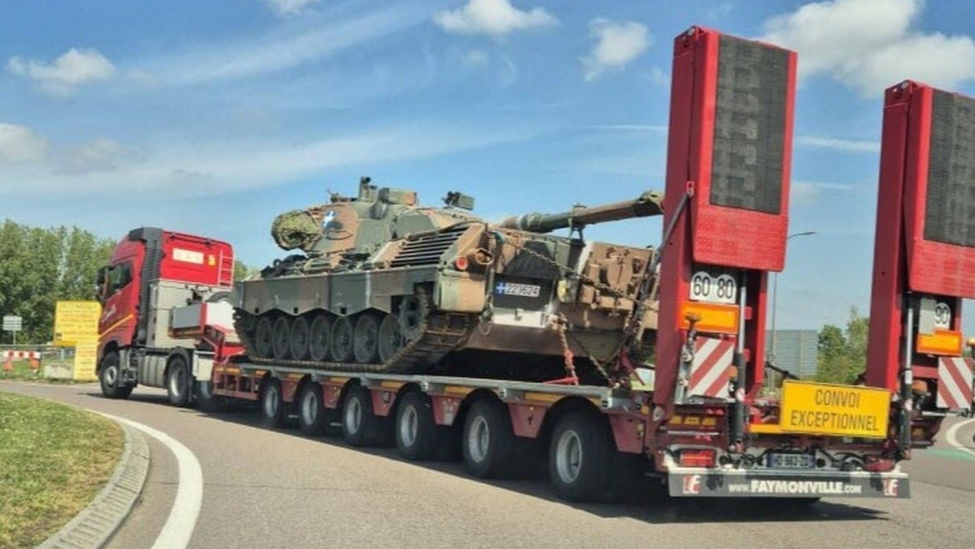 Τι γυρεύει ένα ελληνικό Leopard 1Α5 στην Γαλλία