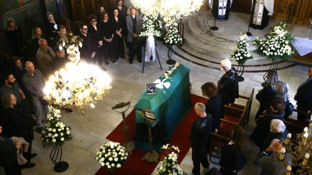 Η τελευταία πράξη αγάπης για το “τριφύλλι”: Αποχαιρετώντας τον Γιώργο Γονιό με βαθιά συγκίνηση