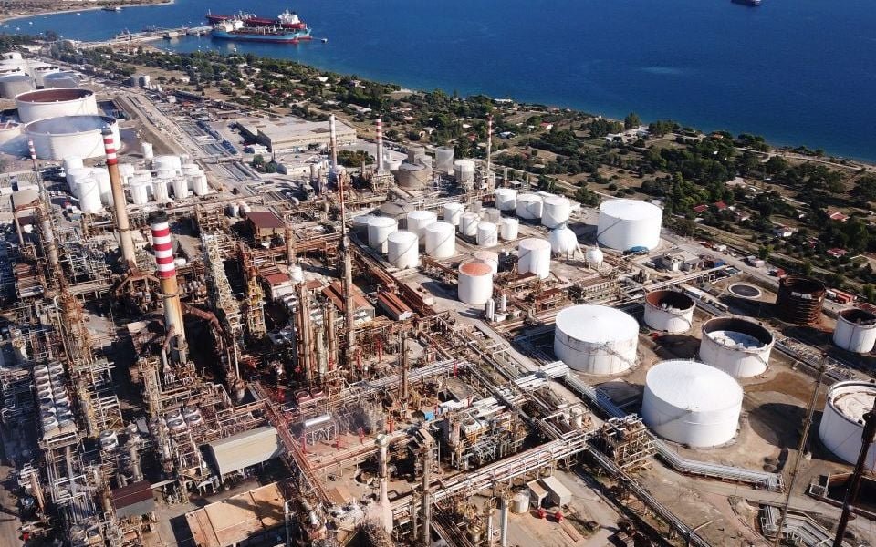 Επάρκεια Καυσίμων για Δύο Μήνες: Προβληματισμός για την Καλοκαιρινή Περίοδο