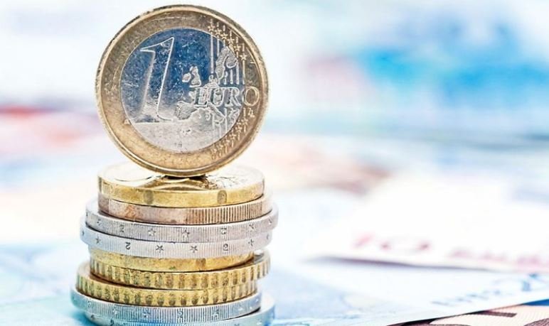 Αντίστροφη Μέτρηση για Νέα Μέτρα Στήριξης: Τα Σενάρια στο Τραπέζι και οι Ανακοινώσεις του Πρωθυπουργού