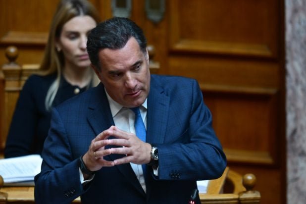 Άδωνις Γεωργιάδης: “Το ρουσφέτι δεν πρέπει να έχει ποινικές κυρώσεις – Ο φάκελος για τους βουλευτές είναι αστείος”